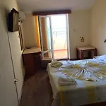 Hetodon Πανσιόν 3*